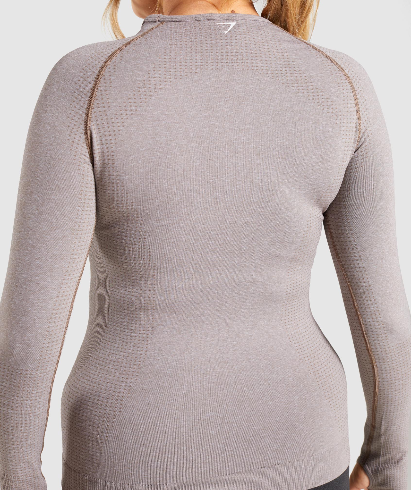 gymshark-vital-seamless-long-sleeve-top-taupe-marl