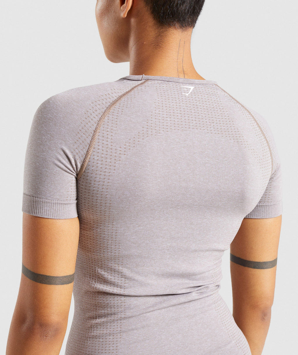 gymshark-vital-seamless-t-shirt-taupe-marl
