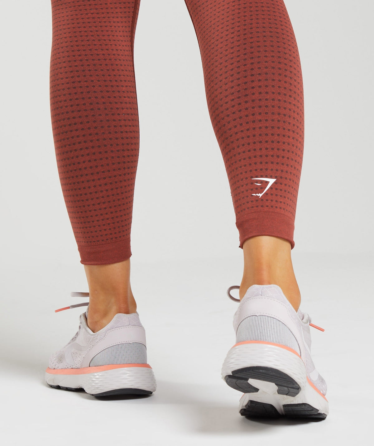 gymshark-vital-seamless-2-0-leggings-brick-red-marl-ss23