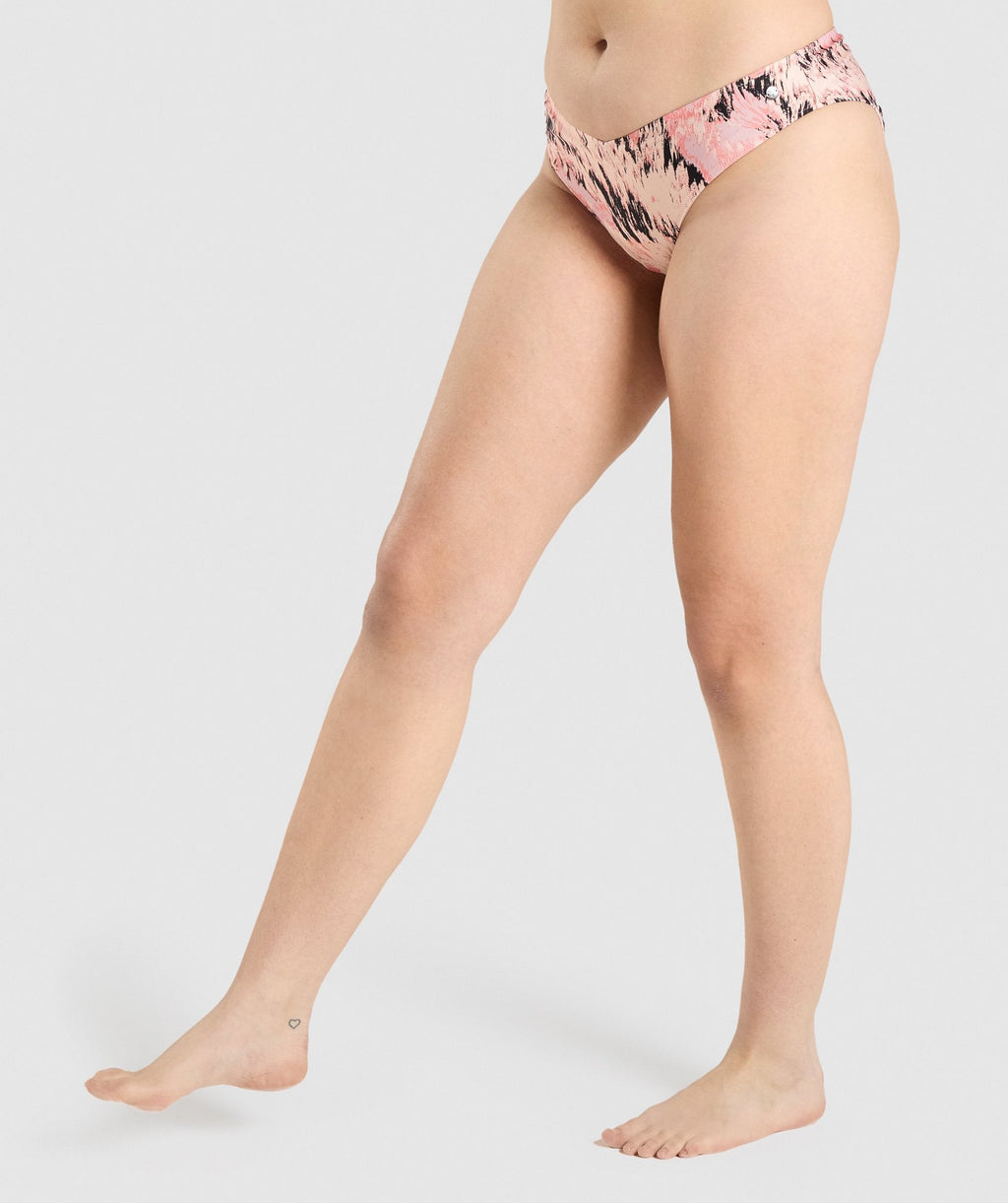 gymshark-v-shaped-bikini-bottoms-light-pink-print