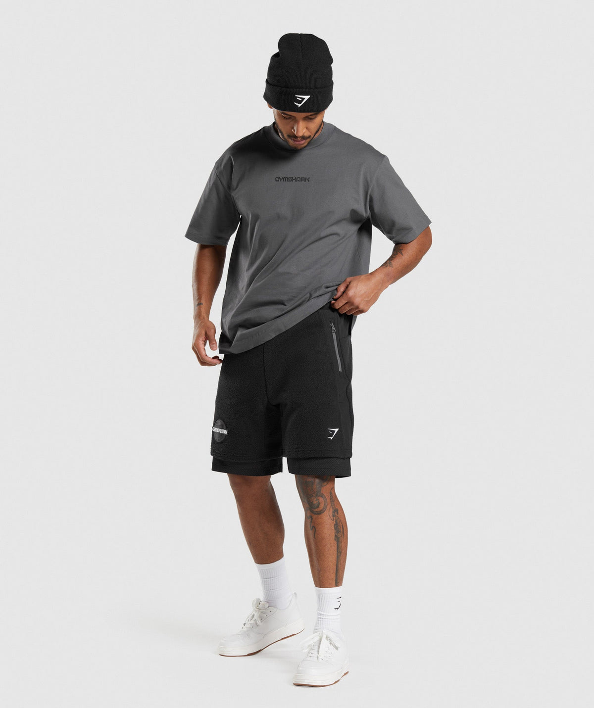 gymshark-vibes-shorts-black-ss23