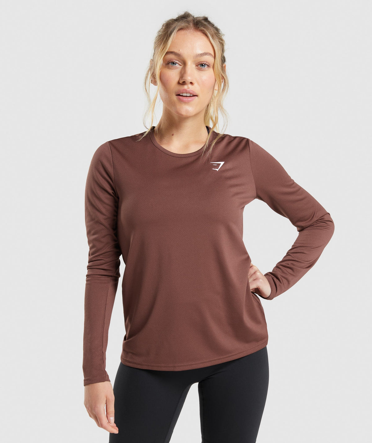 gymshark-training-long-sleeve-top-cherry-brown-ss22