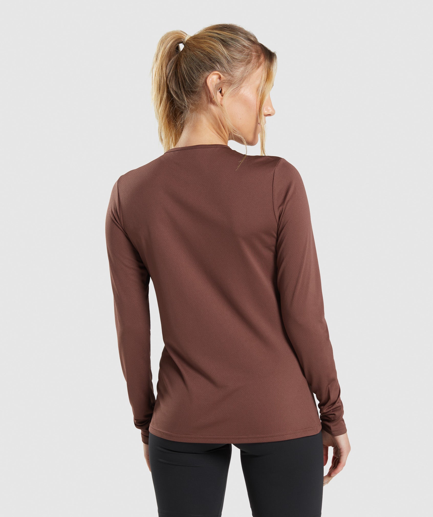 gymshark-training-long-sleeve-top-cherry-brown-ss22