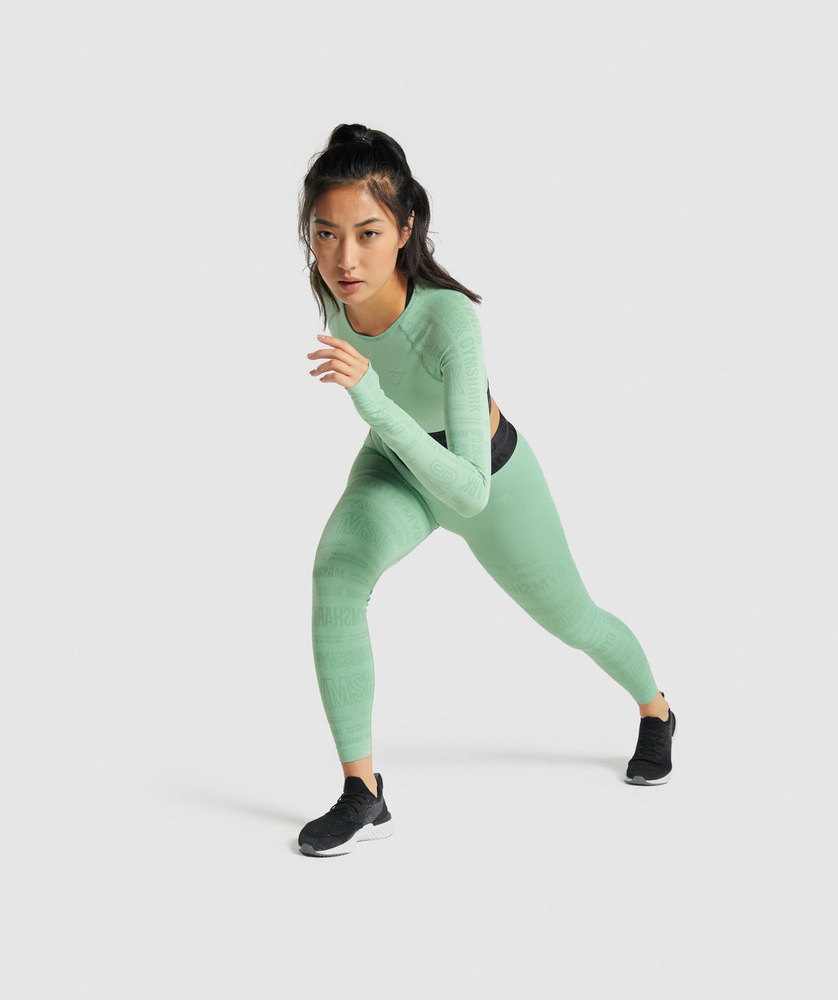 gymshark-vision-long-sleeve-crop-top-green-aw21
