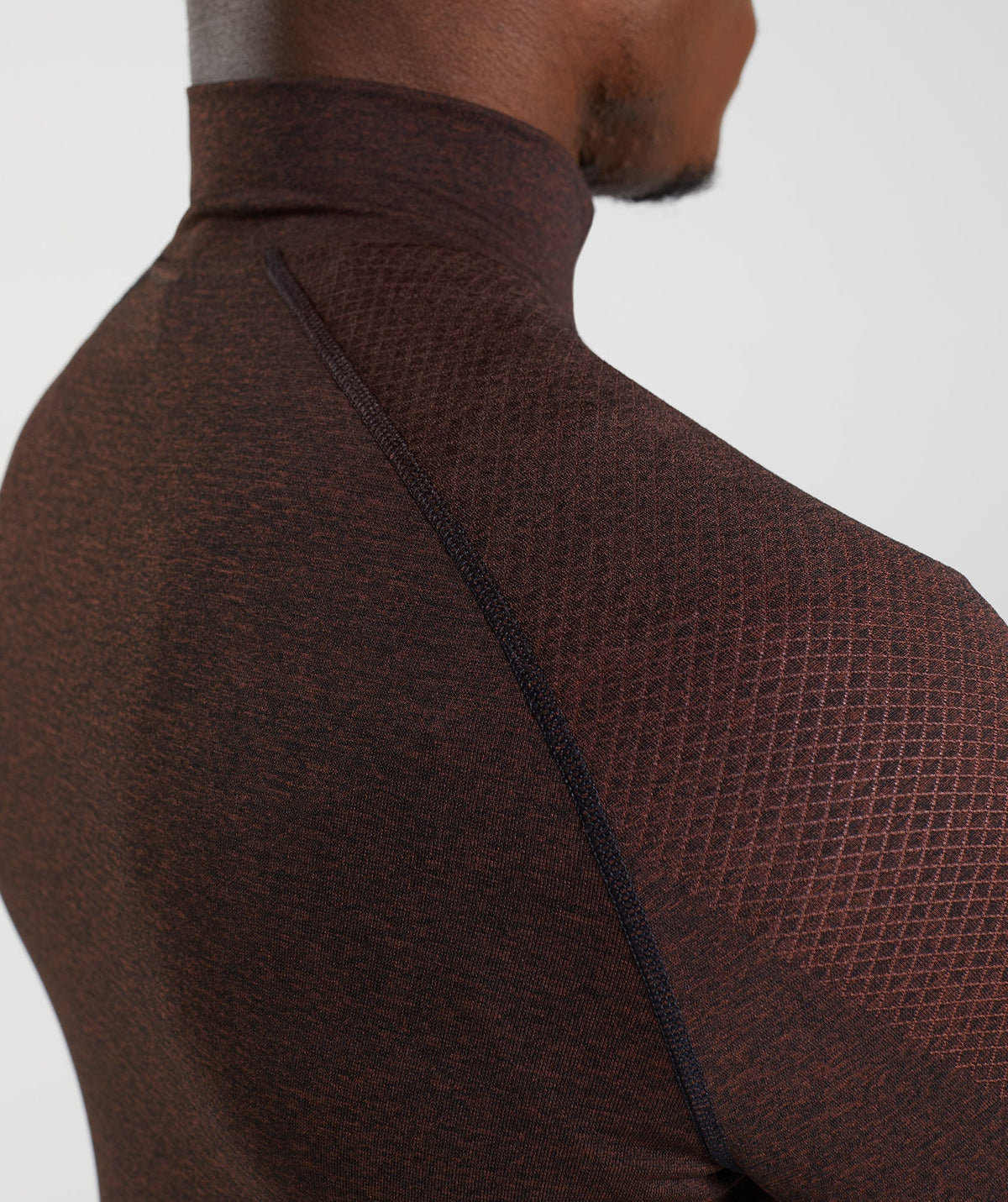gymshark-vital-light-1-4-zip-cherry-brown-black-aw22