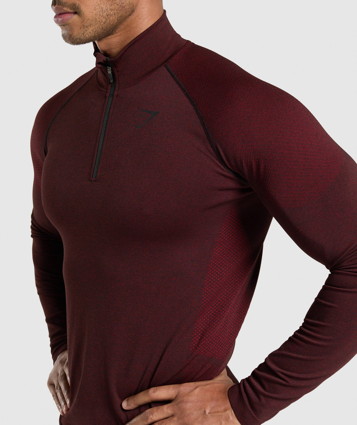 gymshark-vital-seamless-1-4-zip-black-sets-red-ss25