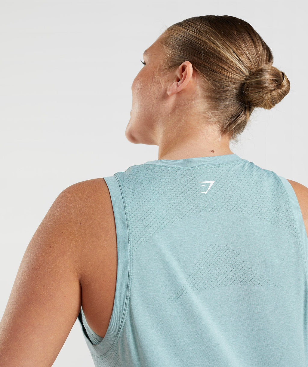 gymshark-vital-seamless-2-0-light-tank-pearl-blue-marl-aw22