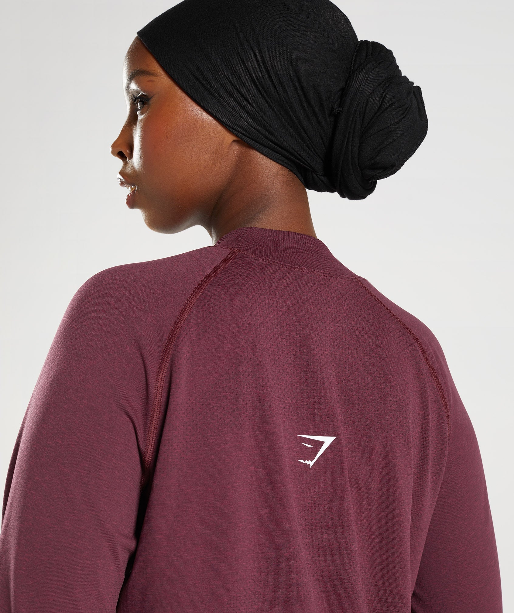 gymshark-vital-seamless-long-line-top-baked-maroon-marl-aw22