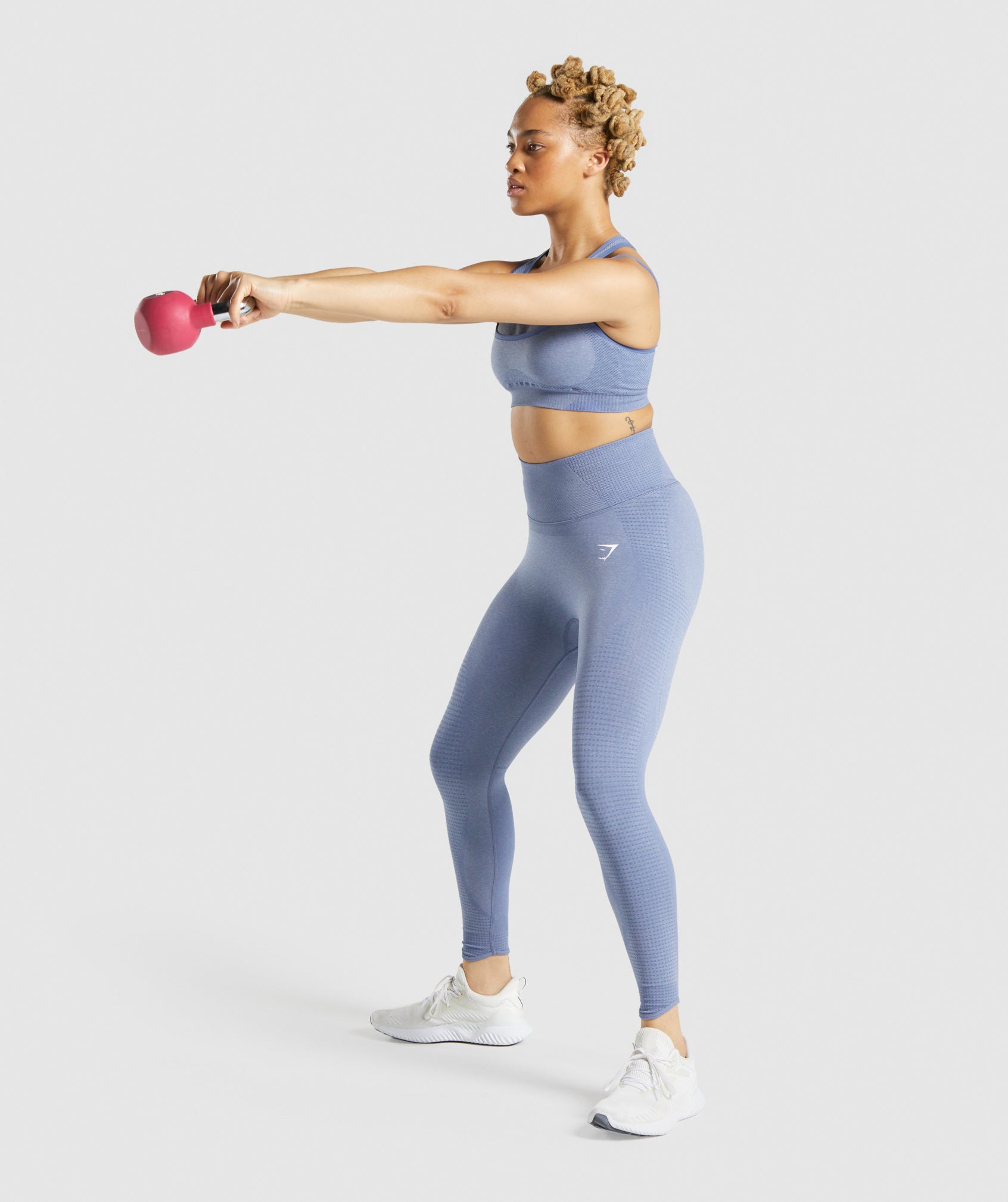 gymshark-vital-rise-seamless-sports-bra-blue-marl