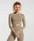gymshark-vital-seamless-2-0-crop-top-vanilla-brown-marl-aw22