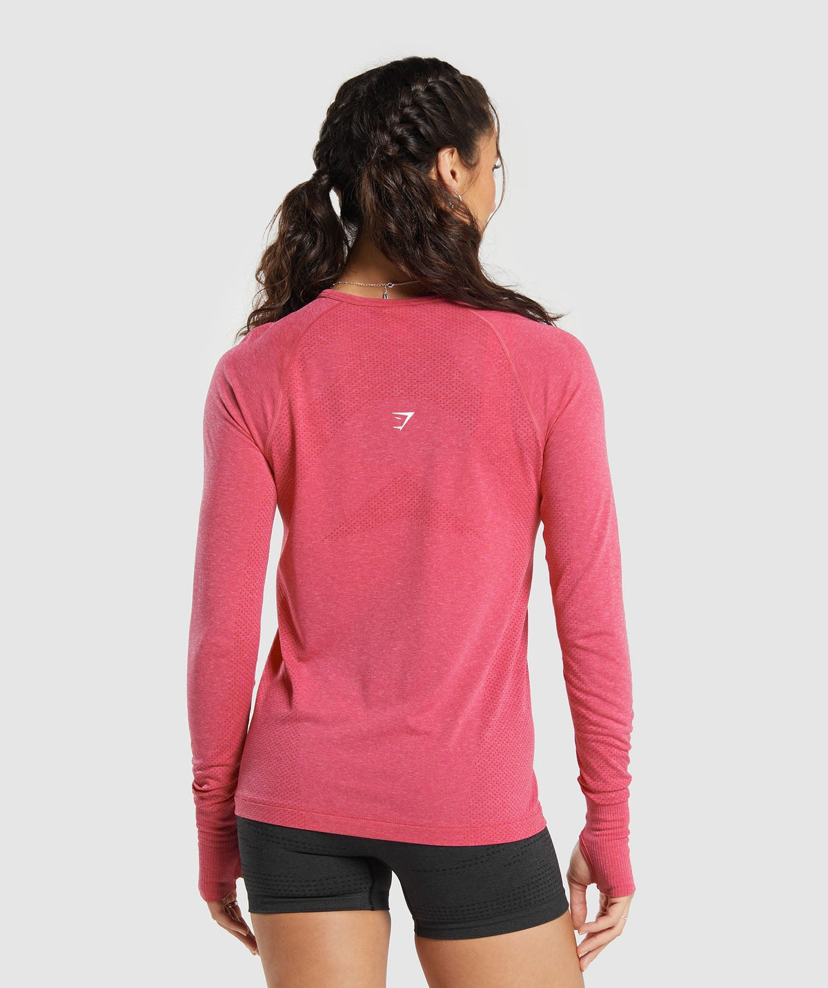 gymshark-vital-seamless-2-0-light-long-sleeve-top-bright-fuchsia-marl-aw23