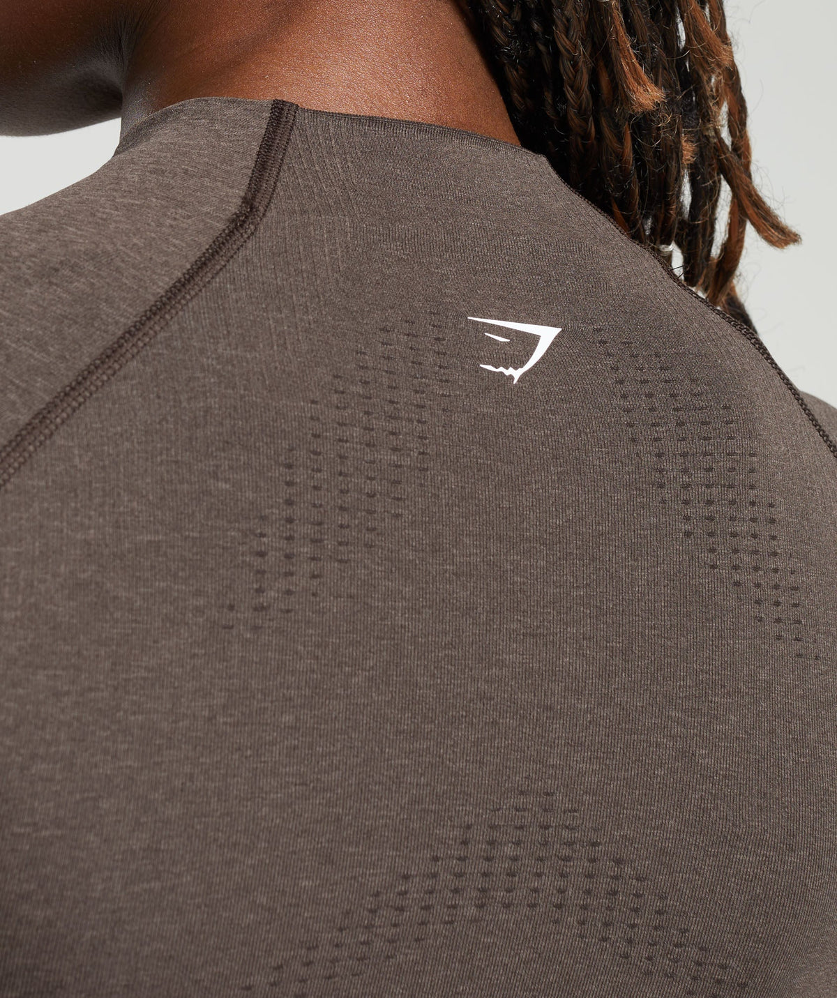 gymshark-vital-seamless-2-0-midi-zip-up-jacket-brown-marl-aw23