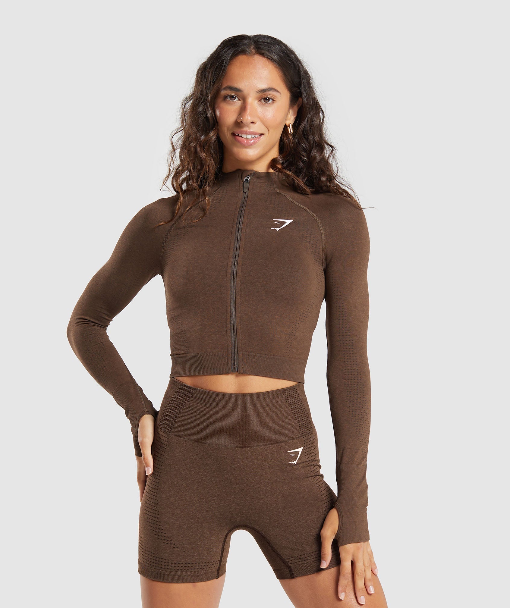 gymshark-vital-seamless-midi-zip-pullover-jackets-outerwear-brown-aw24