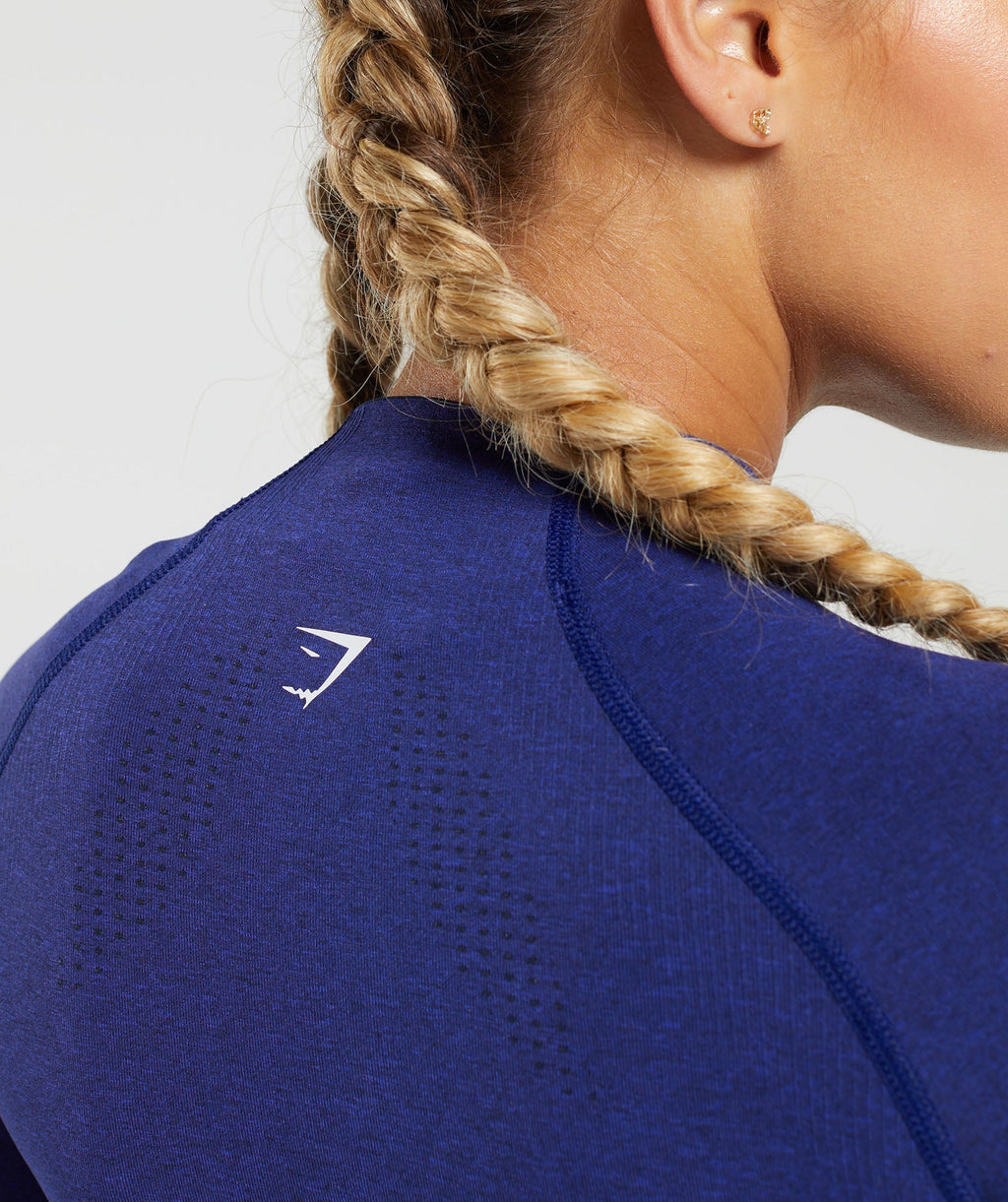 gymshark-vital-seamless-2-0-midi-zip-up-jacket-cobalt-purple-marl-aw23