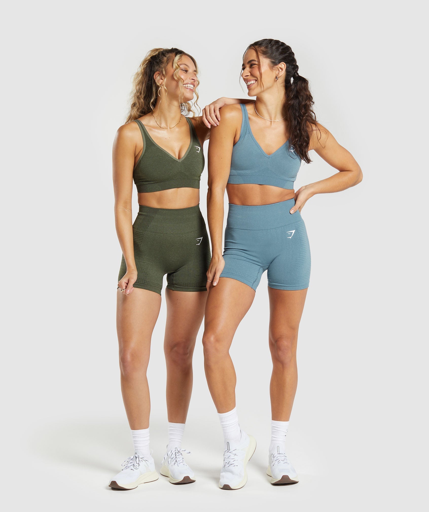 gymshark-vital-seamless-2-0-shorts-faded-blue-marl-ss24