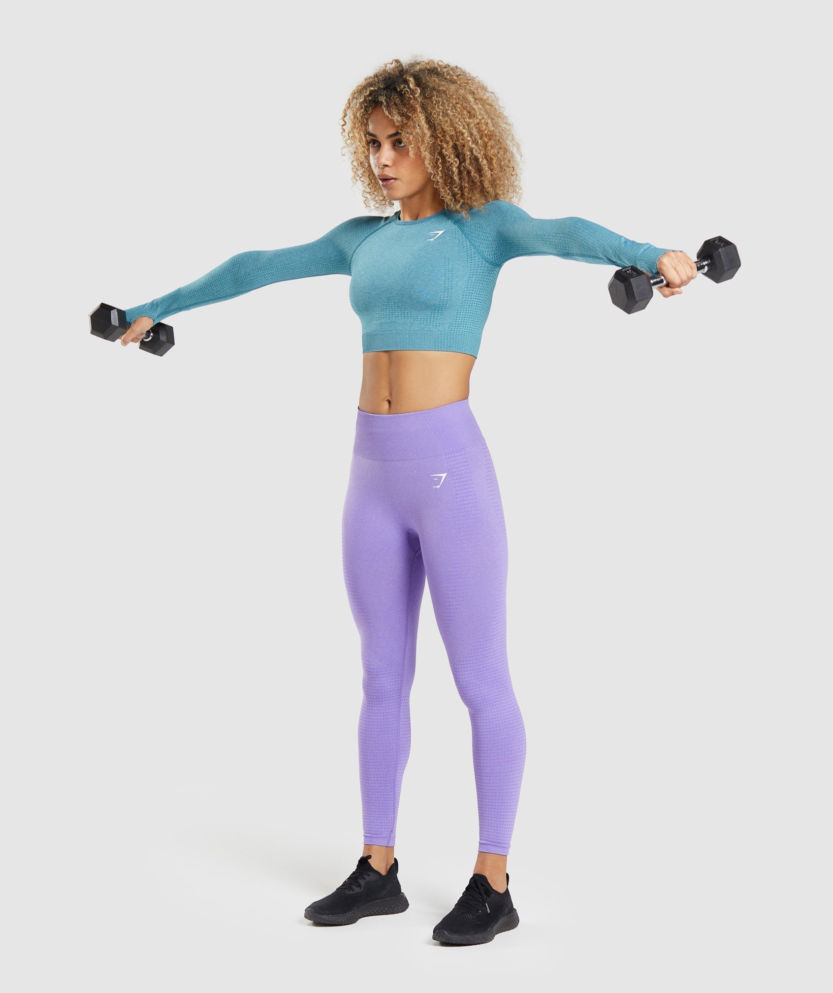 gymshark-vital-seamless-2-0-long-sleeve-crop-top-tahoe-teal-marl-ss22