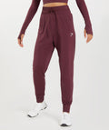 gymshark-vital-seamless-2-0-joggers-baked-maroon-marl-aw22