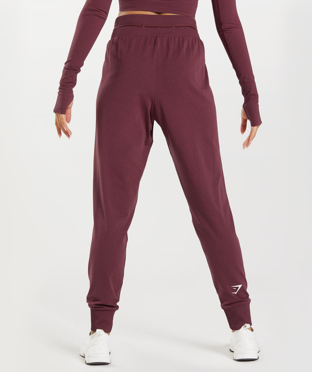 gymshark-vital-seamless-2-0-joggers-baked-maroon-marl-aw22