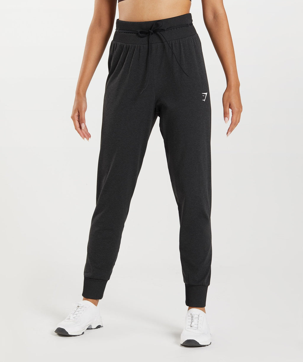 gymshark-vital-seamless-2-0-joggers-black-marl-aw22