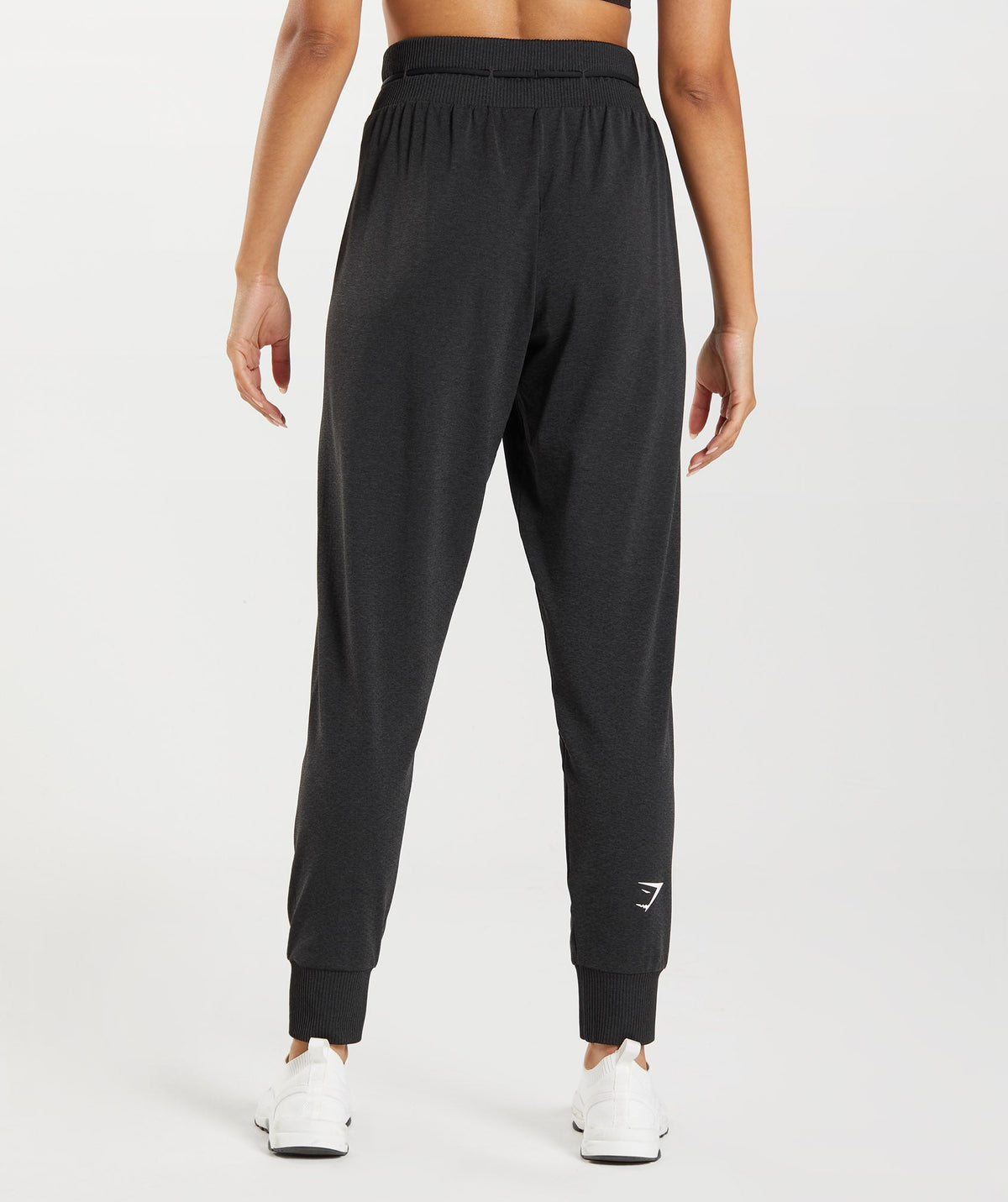 gymshark-vital-seamless-2-0-joggers-black-marl-aw22