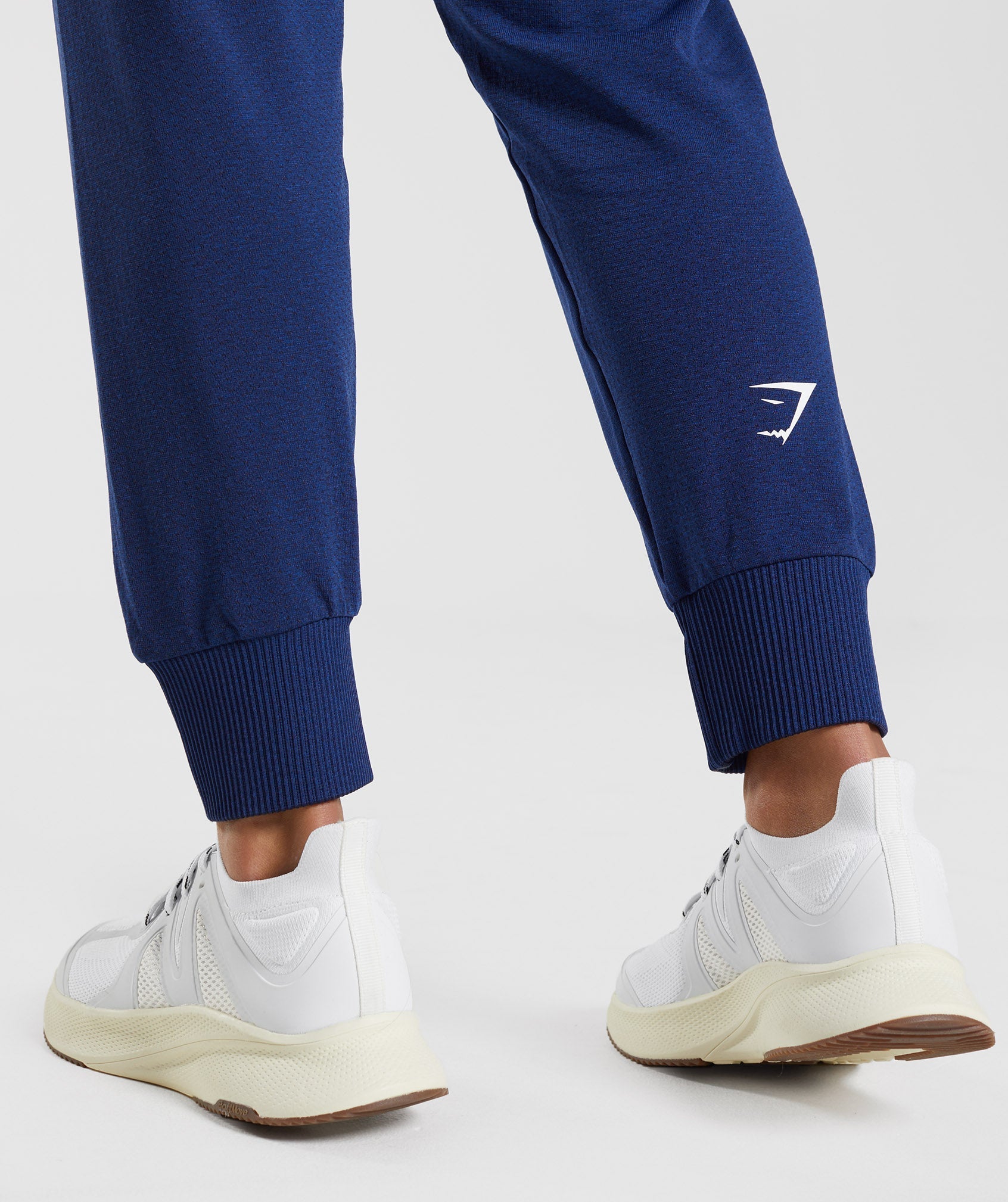 gymshark-vital-seamless-2-0-joggers-stellar-blue-marl-aw22