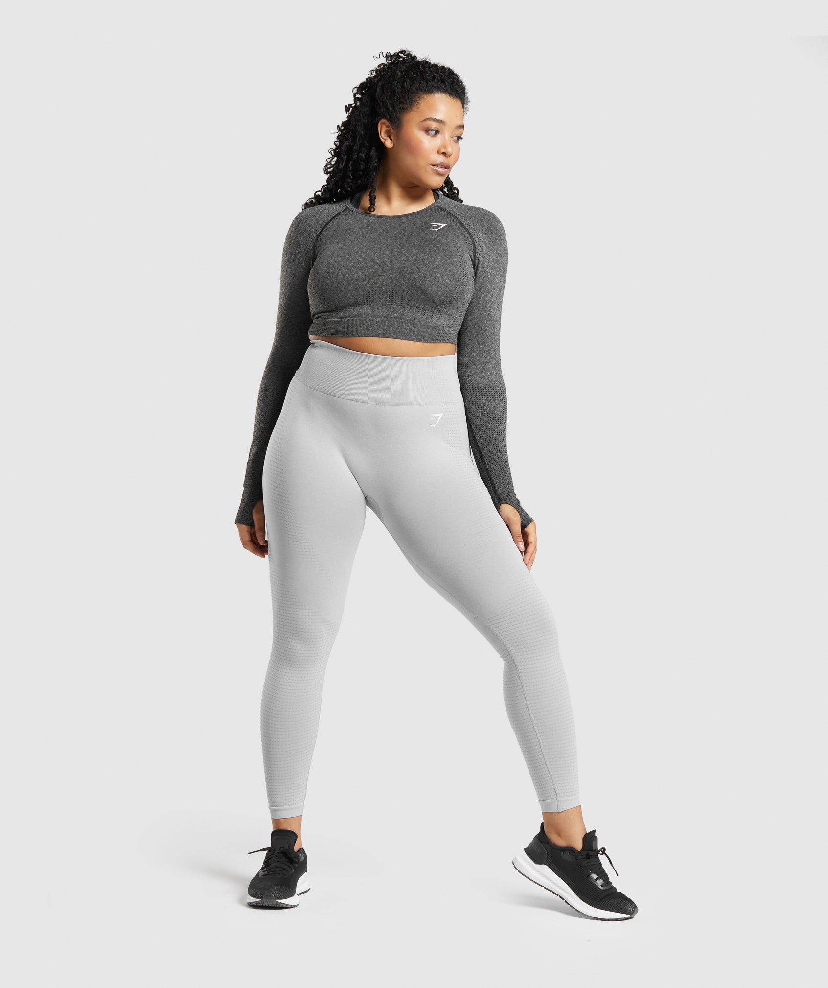 gymshark-vital-seamless-leggings-light-grey-marl-white-logo