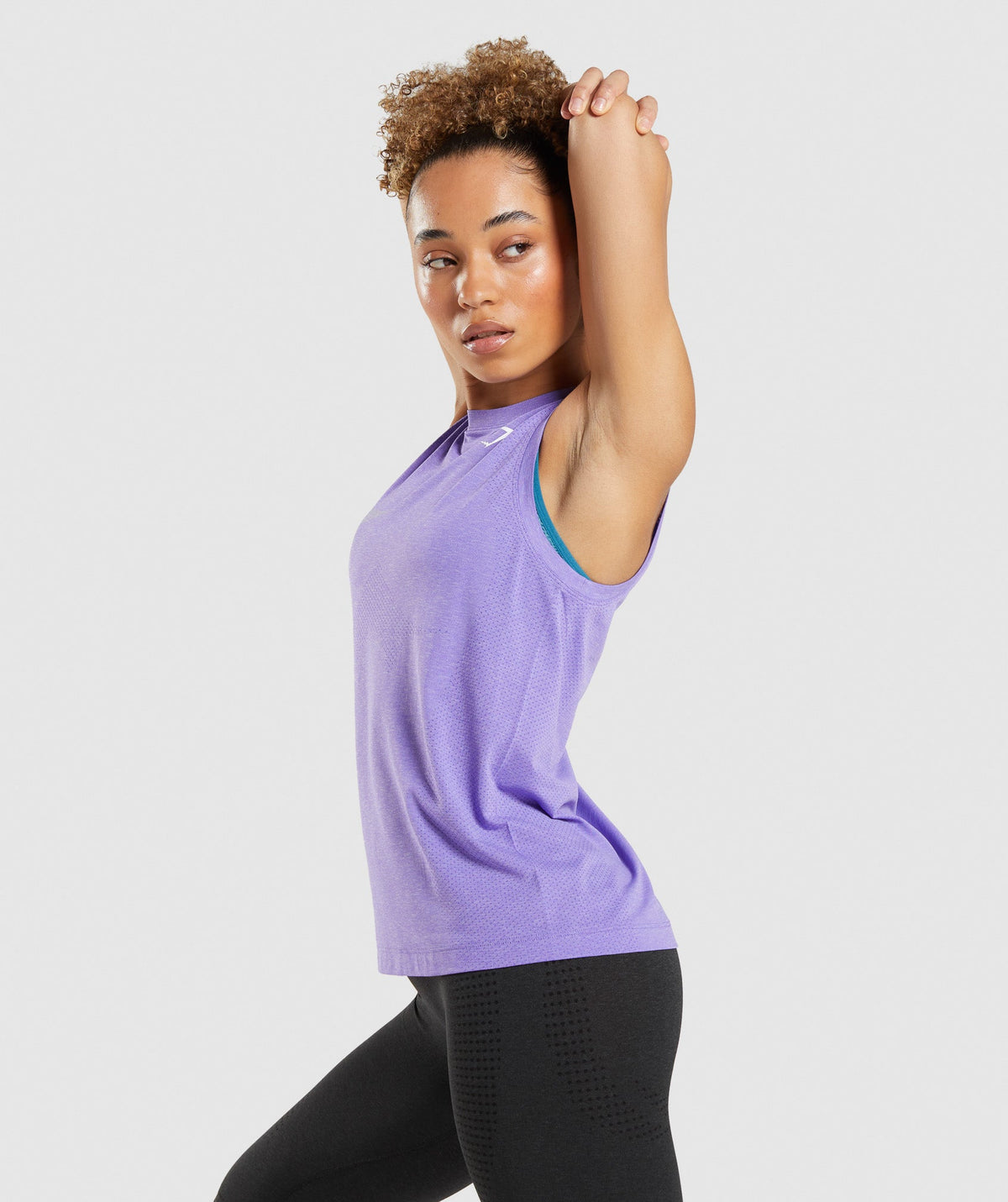 gymshark-vital-seamless-2-0-light-tank-bright-purple-marl-ss22