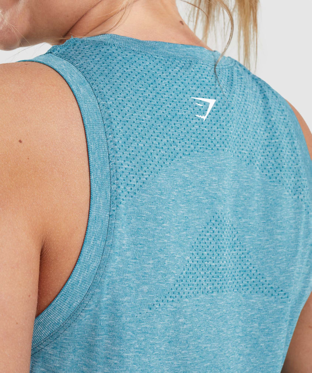 gymshark-vital-seamless-2-0-light-tank-tahoe-teal-marl-ss22
