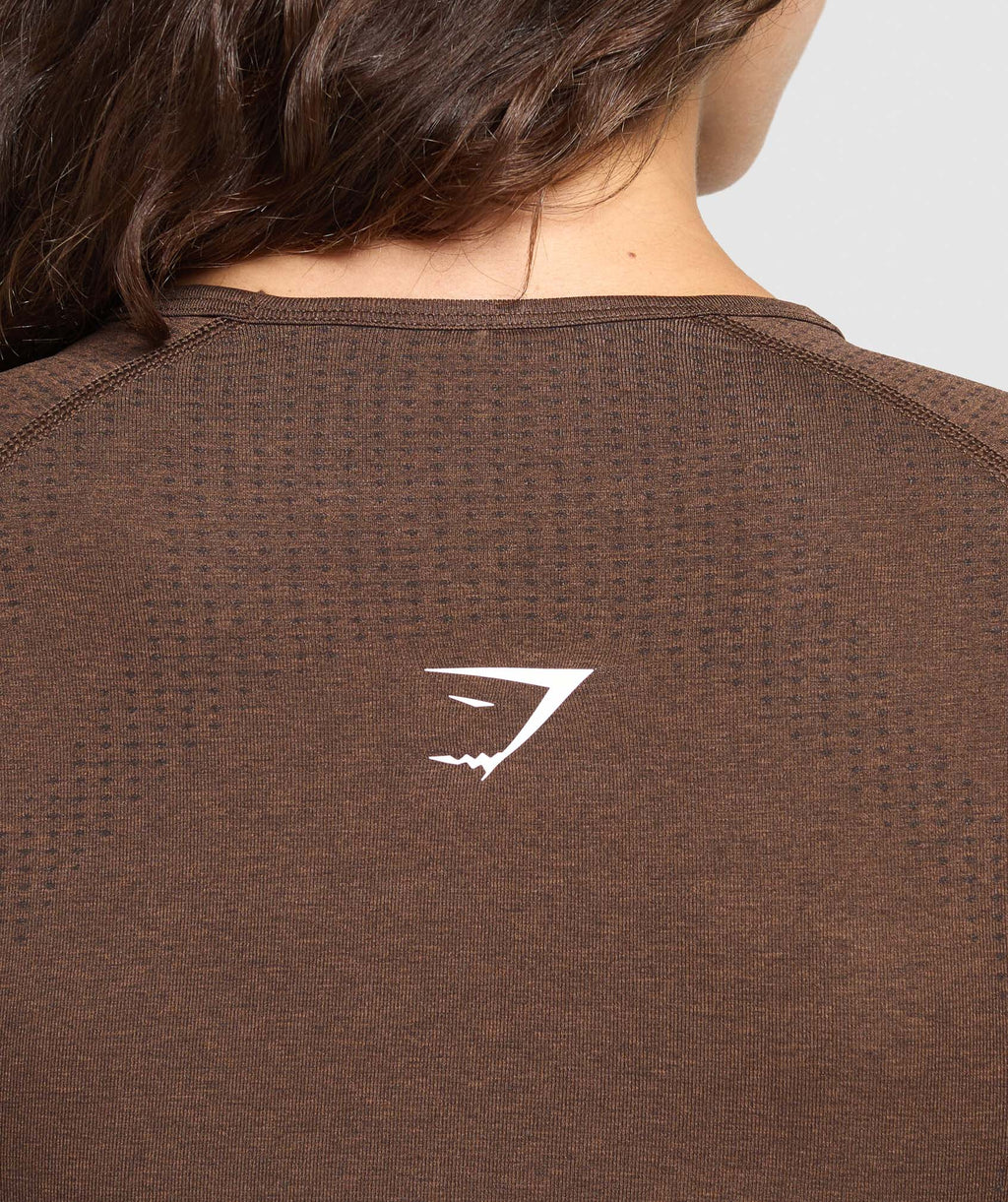 gymshark-vital-seamless-long-sleeve-cut-out-top-crop-tops-brown-ss25