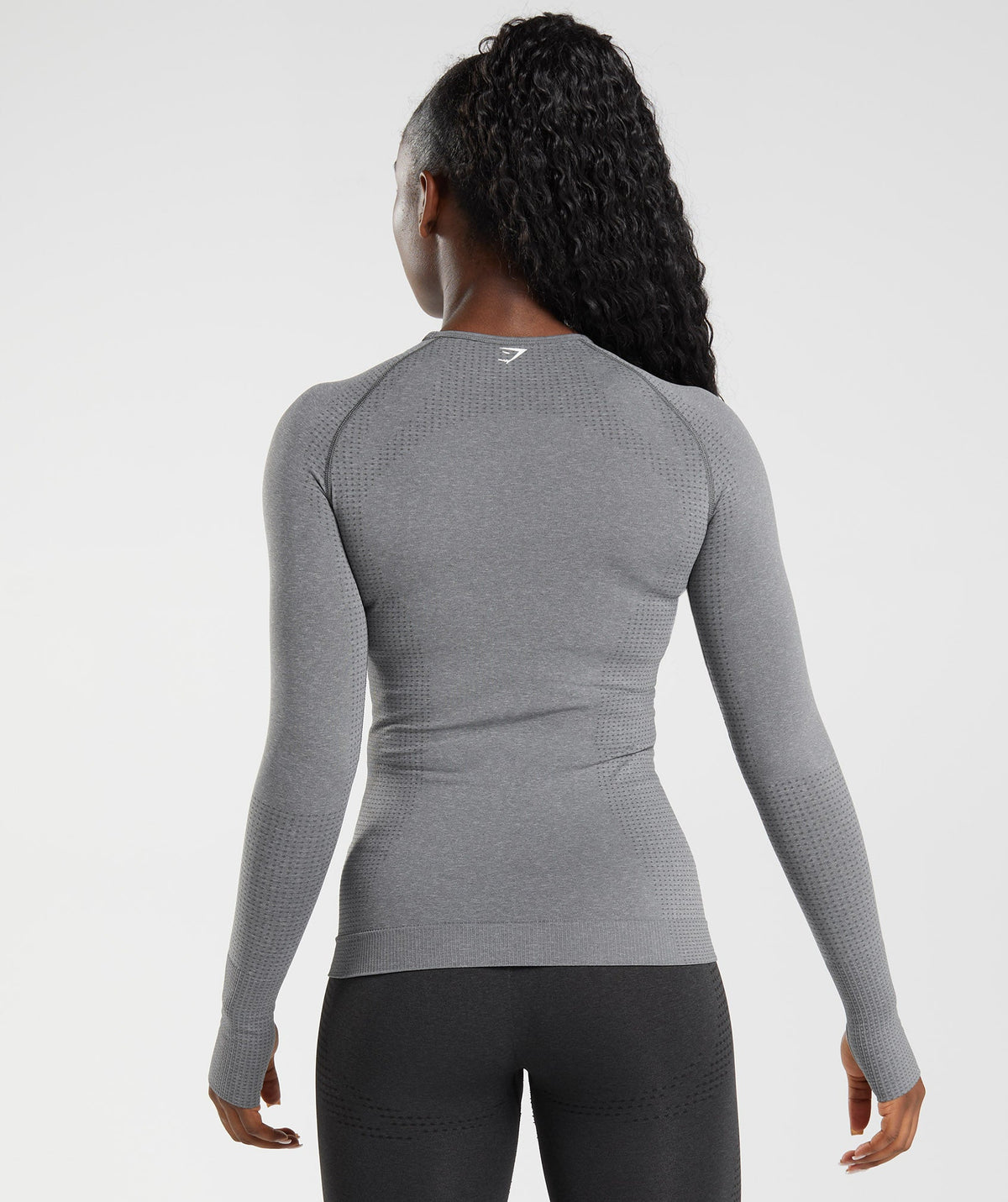 gymshark-vital-seamless-long-sleeve-top-smokey-grey-marl-logo