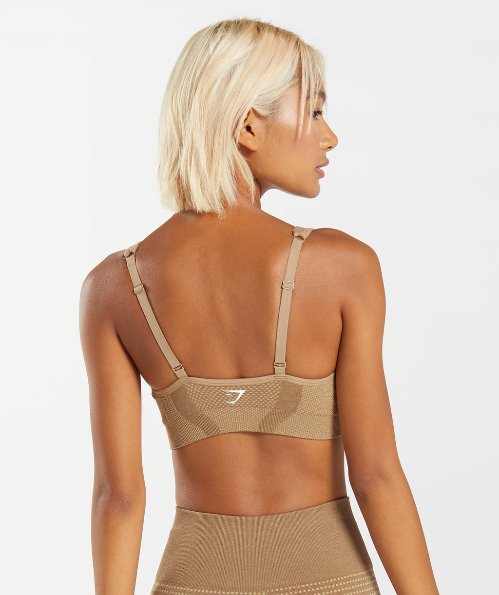 gymshark-vital-seamless-2-0-v-neck-sports-bra-fawn-marl-aw22