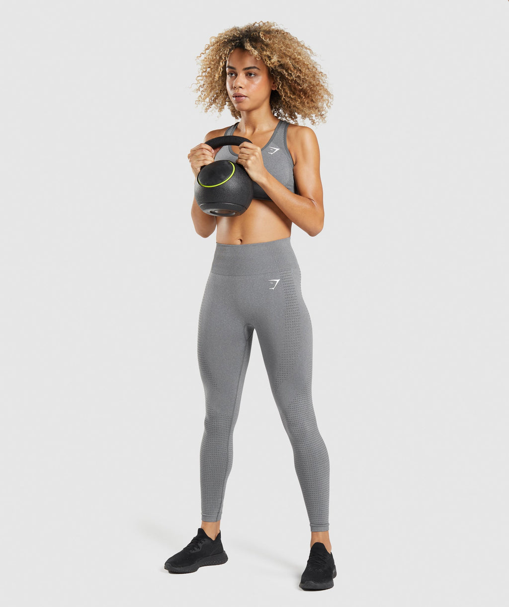 gymshark-vital-seamless-sports-bra-smokey-grey-marl-logo