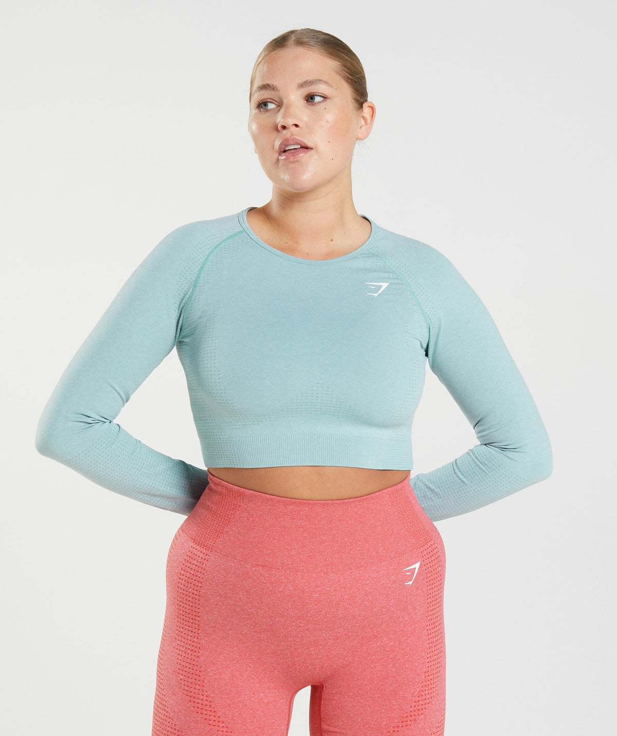 gymshark-vital-seamless-2-0-crop-top-pearl-blue-marl-aw22