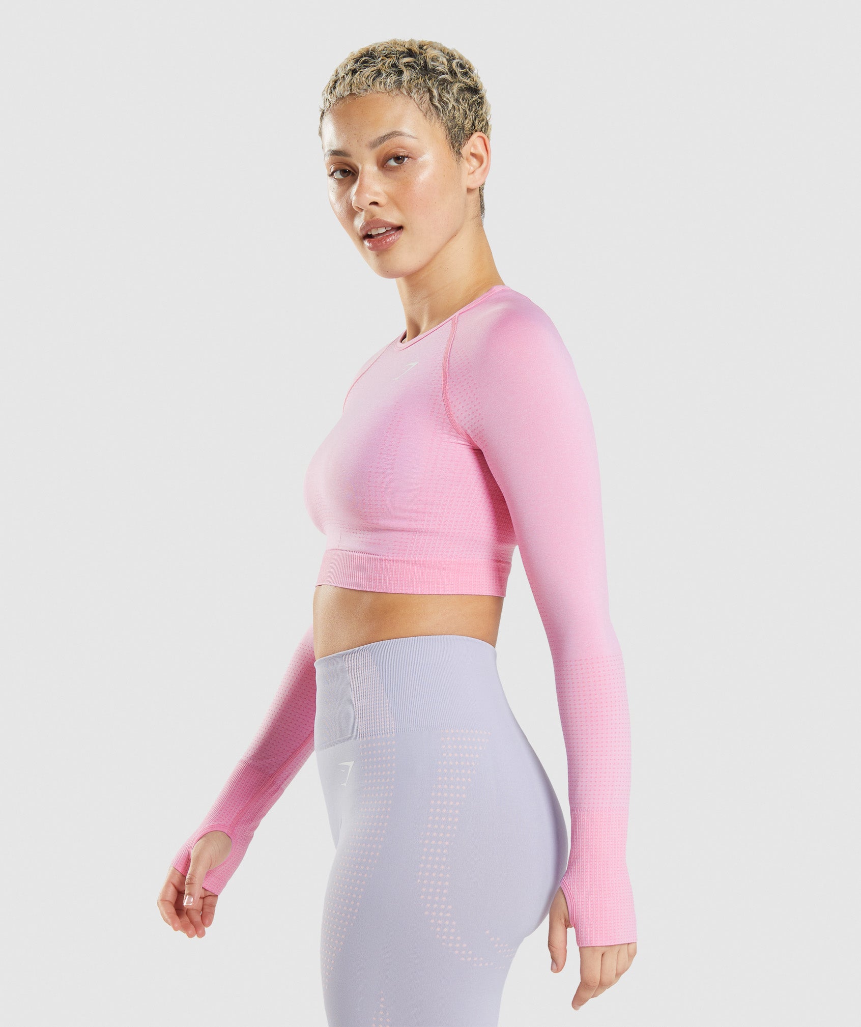 gymshark-vital-seamless-crop-top-sorbet-pink-marl-ss22