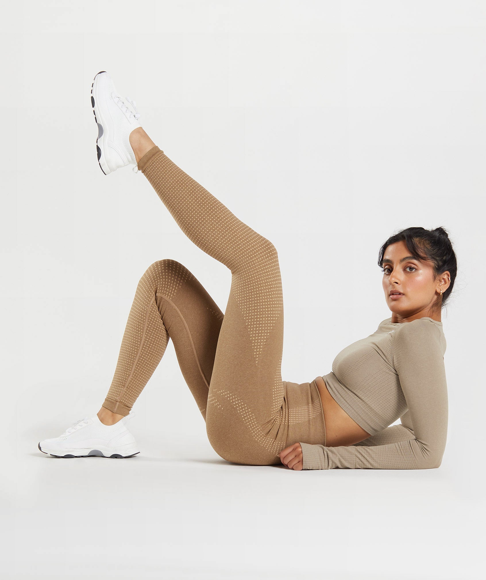 gymshark-vital-seamless-2-0-leggings-fawn-marl-aw22