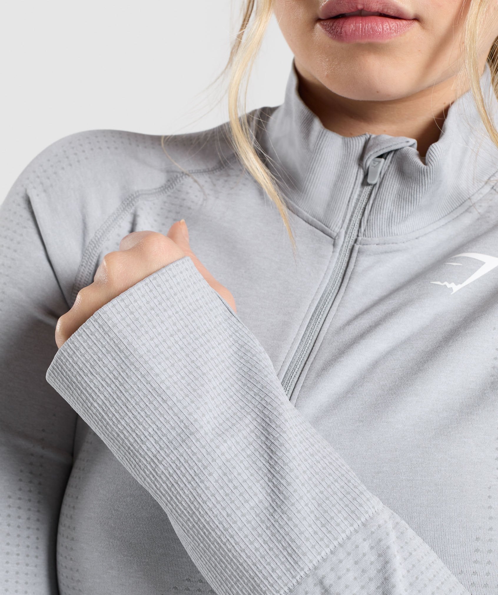 gymshark-vital-seamless-1-2-zip-pullover-light-grey-marl
