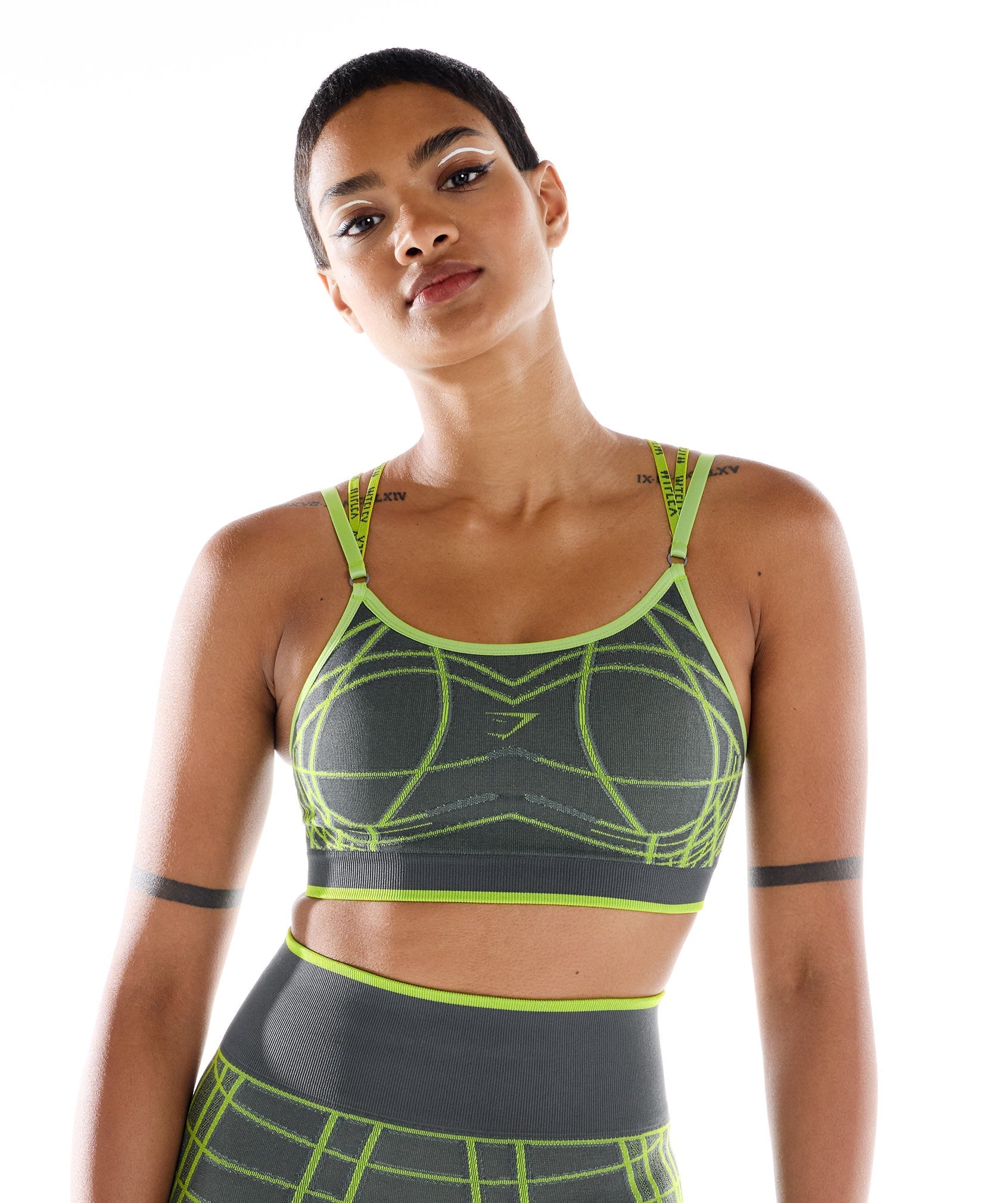 gymshark-wtflex-linear-seamless-sports-bra-charcoal-grey-fluo-green-light-grey-ss22