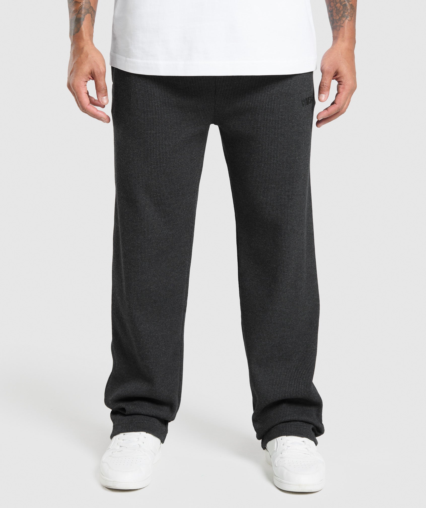 gymshark-waffle-straight-leg-joggers-pants-black-ss25