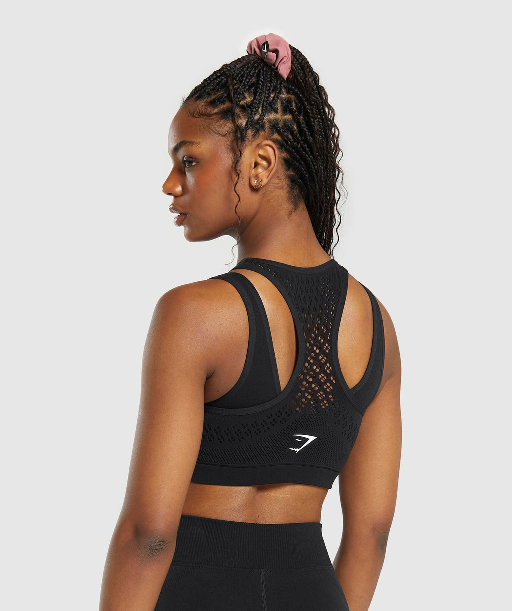 gymshark-warp-knit-gradient-bra-black-aw23