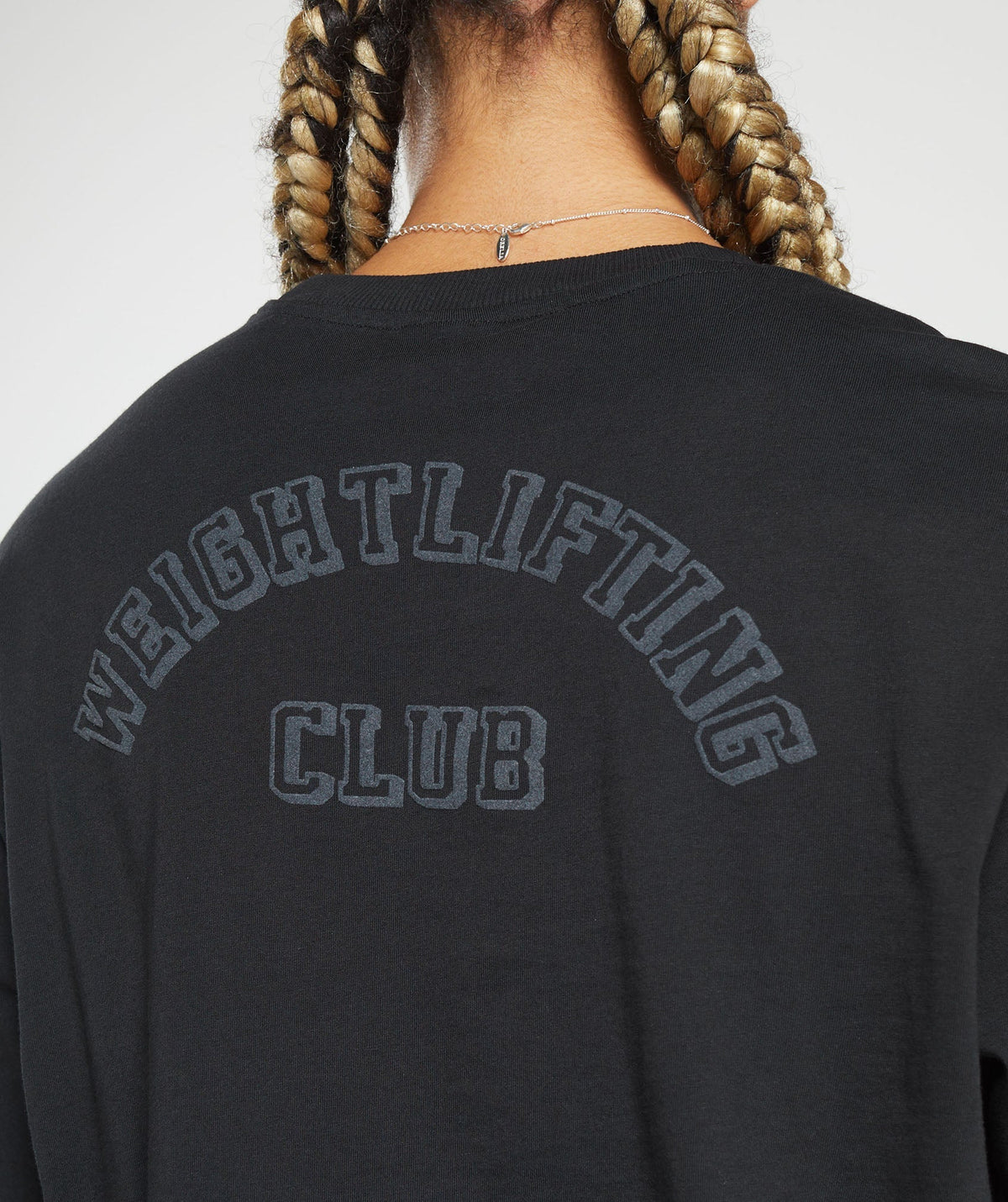 gymshark-weightlifting-long-sleeve-top-black-aw23