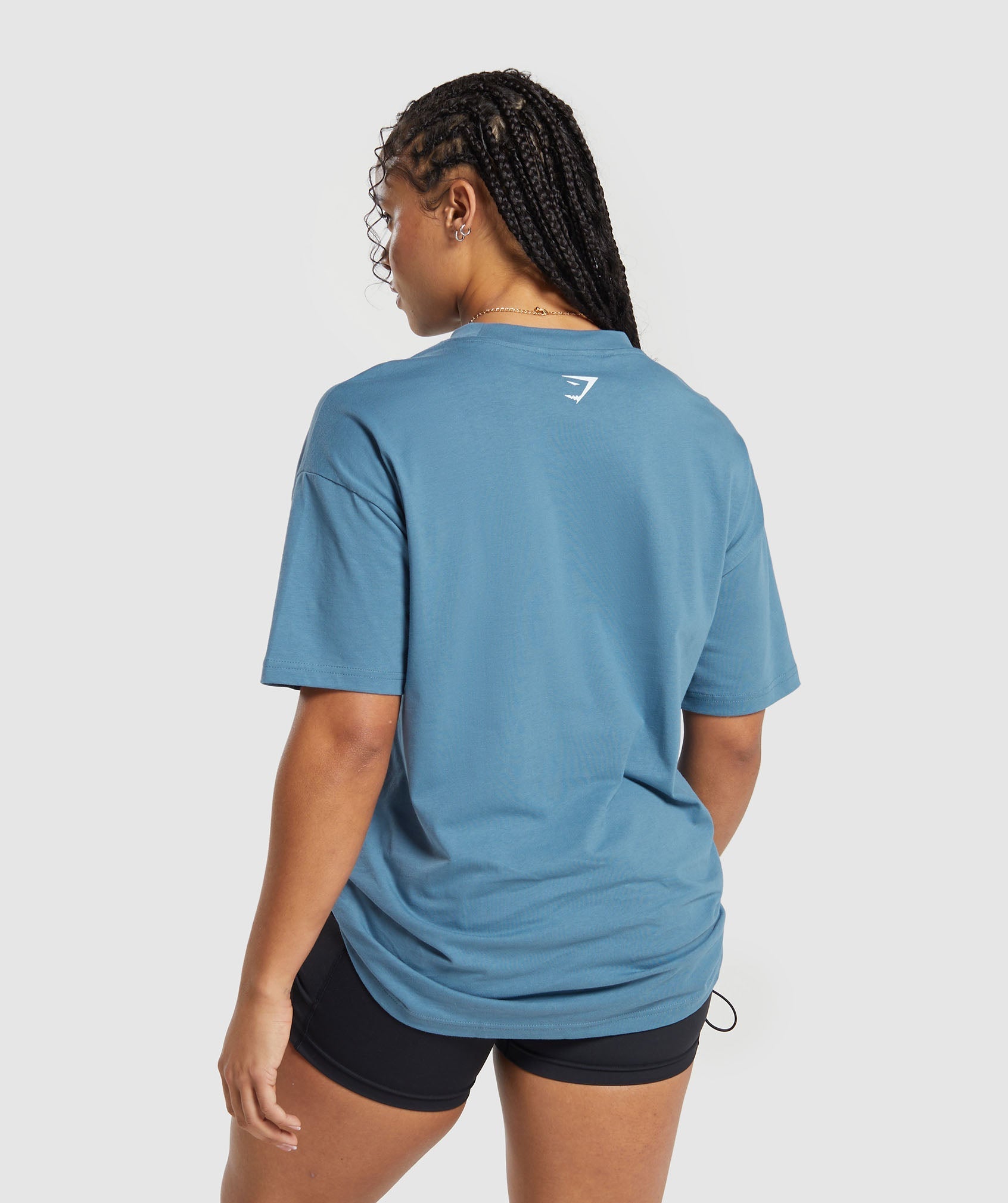gymshark-weightlifting-oversized-t-shirt-faded-blue-aw23