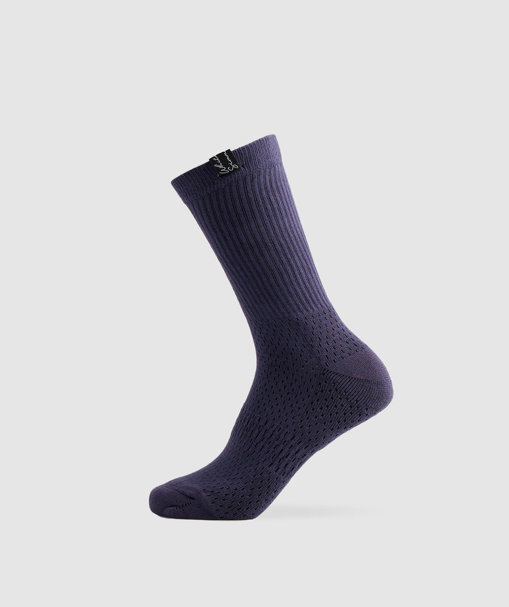 gymshark-whitney-tab-crew-socks-1pk-indigo-navy-ss22