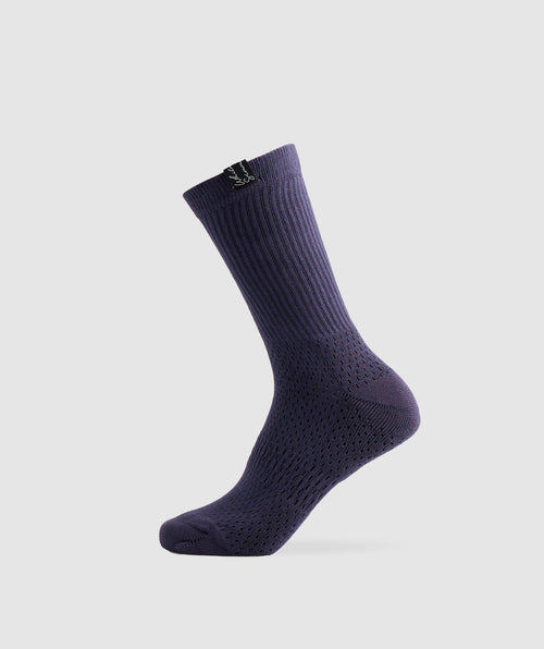 gymshark-whitney-tab-crew-socks-1pk-indigo-navy-ss22