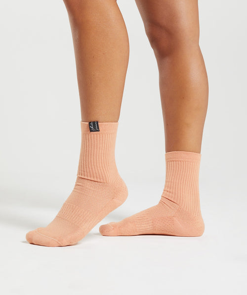 gymshark-whitney-tab-crew-socks-1pk-sunset-beige-ss22