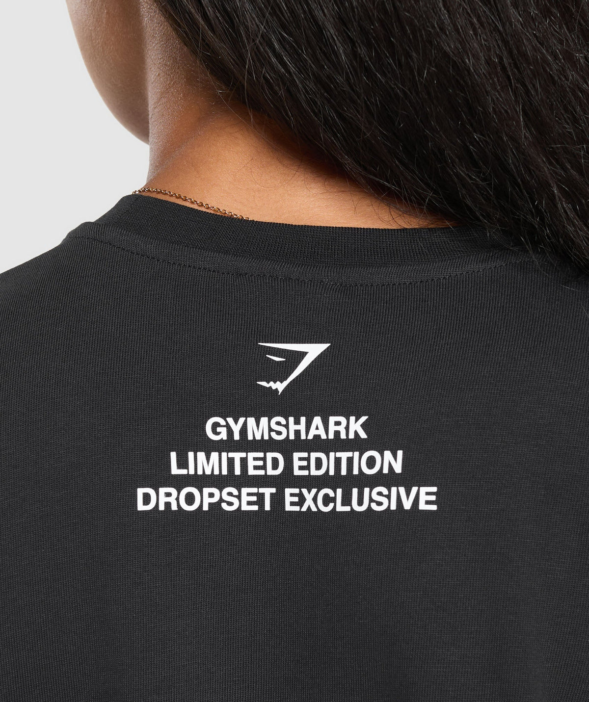 gymshark-women-athlete-bootleg-graphic-t-shirt-black-aw24