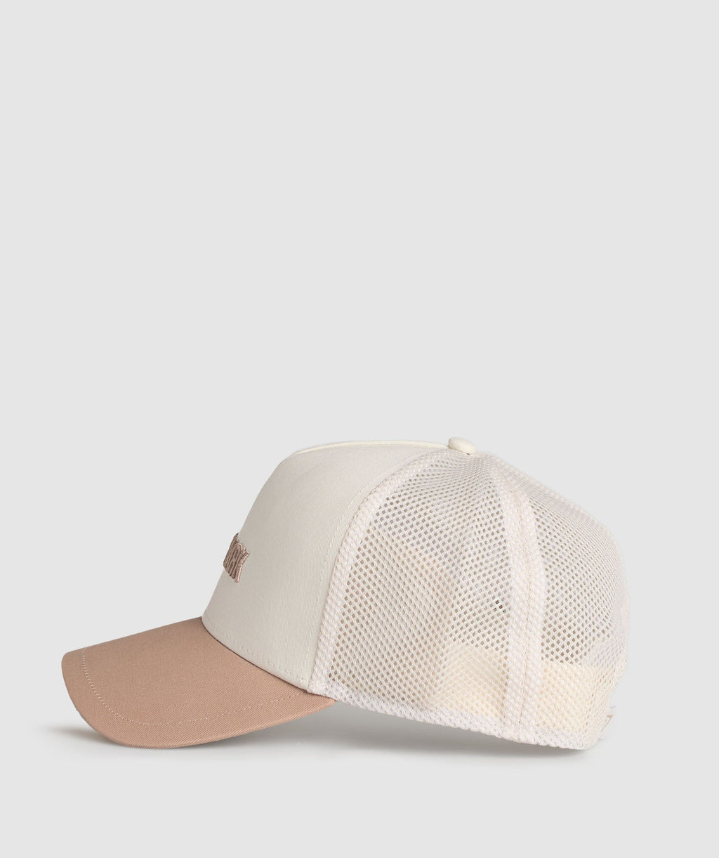 gymshark-wordmark-trucker-cap-oat-white-deep-fawn-brown-ss25