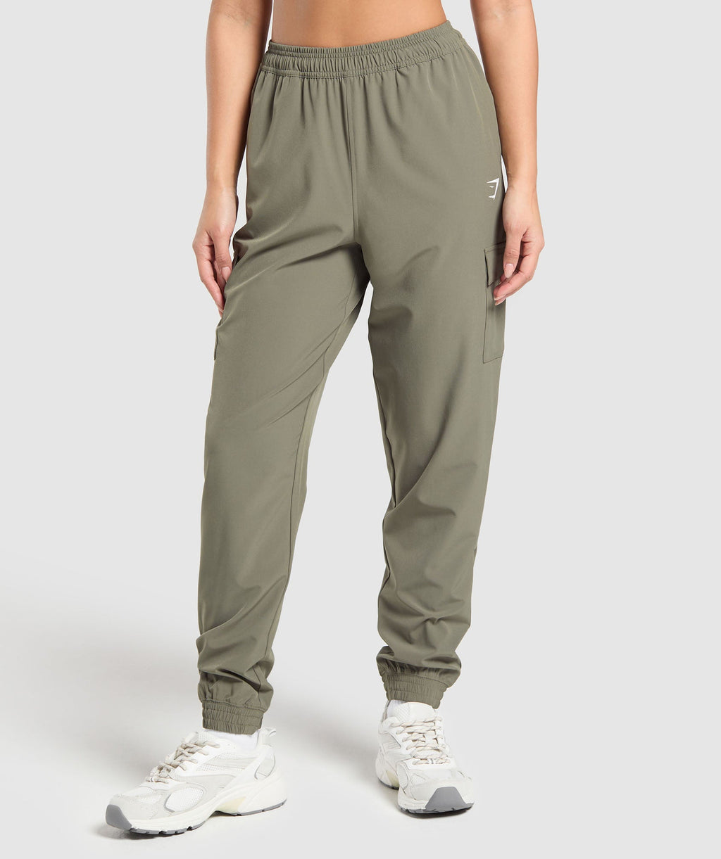 gymshark-woven-cargo-pant-pants-green-ss25