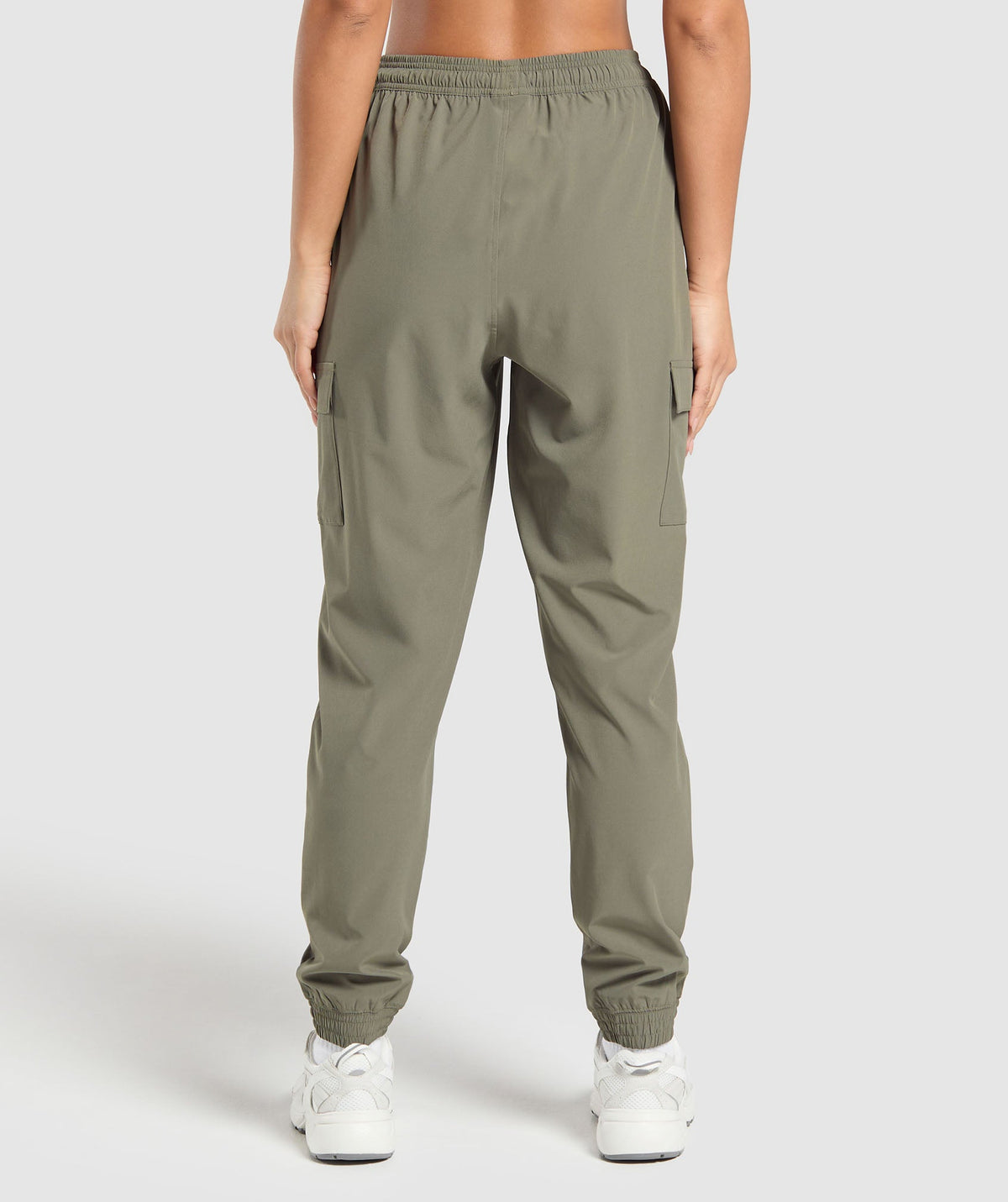 gymshark-woven-cargo-pant-pants-green-ss25