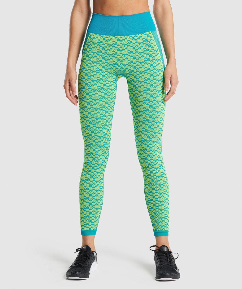 gymshark-wtflex-seamless-high-waisted-leggings-chevron-blue-aw21