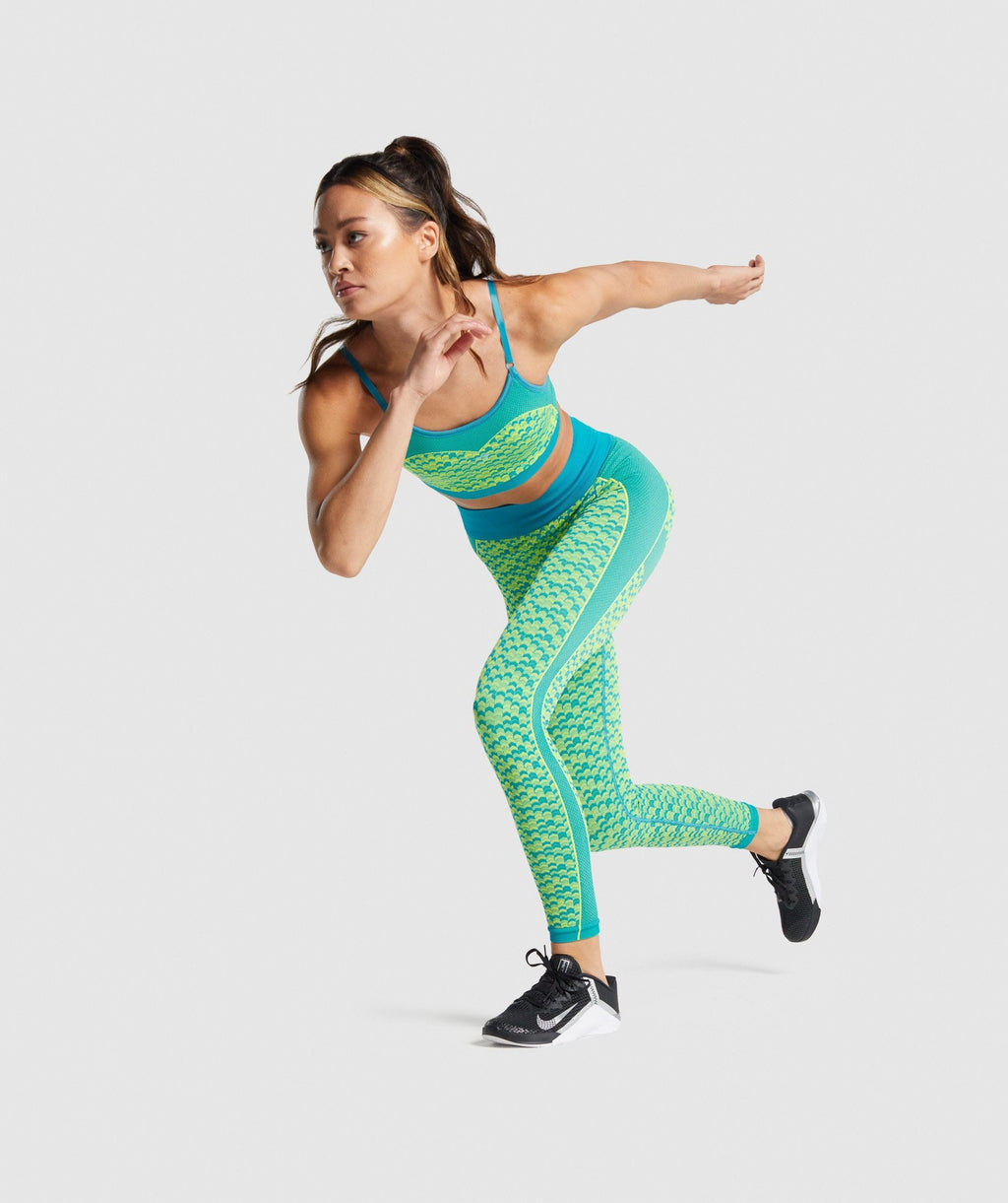 gymshark-wtflex-seamless-high-waisted-leggings-chevron-blue-aw21